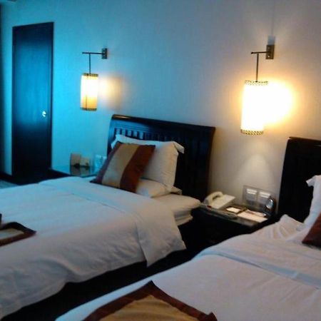 New Era Hotel Κούνμινγκ Εξωτερικό φωτογραφία